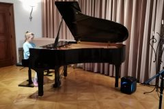 219b61e4-c975-420e-9595-47811e005bcd