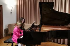 79a62382-122f-4a6e-95ba-e5597eb352e8-1