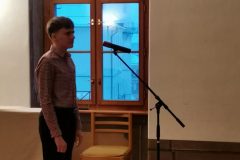 8327e182-af15-4f04-a09c-a12d0921a670