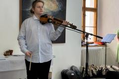 7cf4e574-12dc-4aa6-a9ae-11f4d2ac288a-1