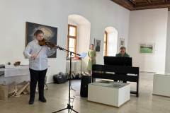 aeb487e2-a8b1-4ee3-a405-90a4257b28a0